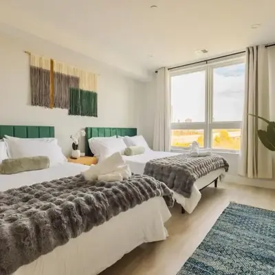 Luxe Loft 15 Min from NYC with City View & Gym