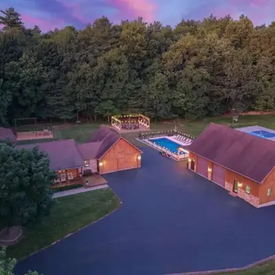 Ridgetop Cabin