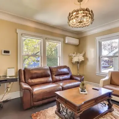 Easy Commute to Newark and NYC! Extended Stay Unit