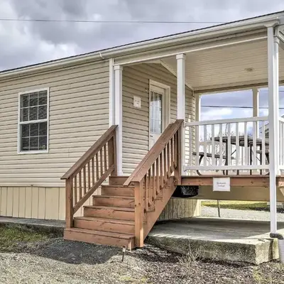 Cottages and Suites near Ski Slopes