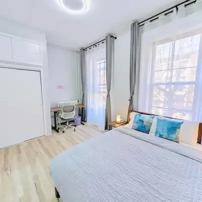 PATHside 1BR Quick Access to NYC