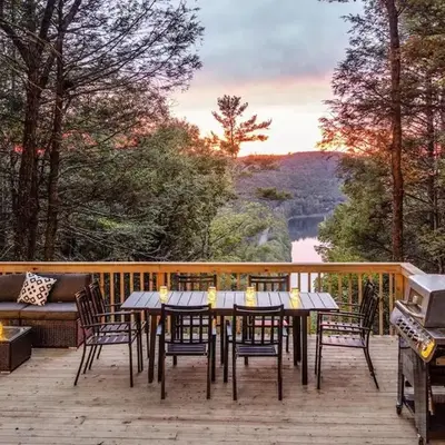 Rivers Ledge Cabin with Sauna and Hot Tub