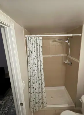 Gallery image of Basement suite with private entrance