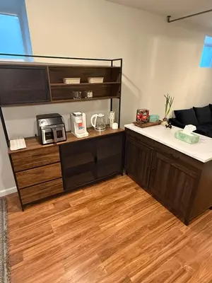 Gallery image of Basement suite with private entrance