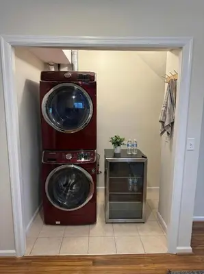 Gallery image of Basement suite with private entrance