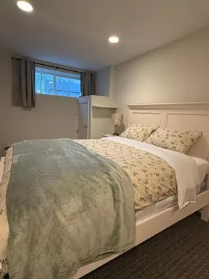 Gallery image of Basement suite with private entrance
