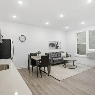 Modern 1BR1BA unit at Fairmount Square