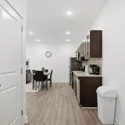 Cozy and bright 1BR located in Fairmount Square