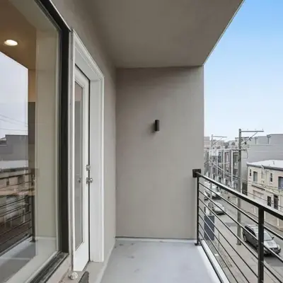 Comfortable updated 1BR in Fairmount Square