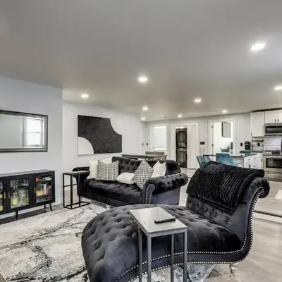 4 Mi to MetLife Stadium Modern Retreat!