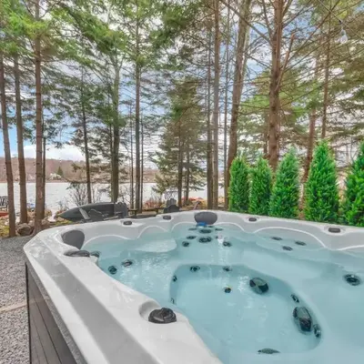 Lakefront Hot Tub Kayaks High End Peaceful