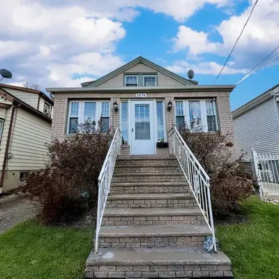 Perfect full private first floor home with convenient amenities