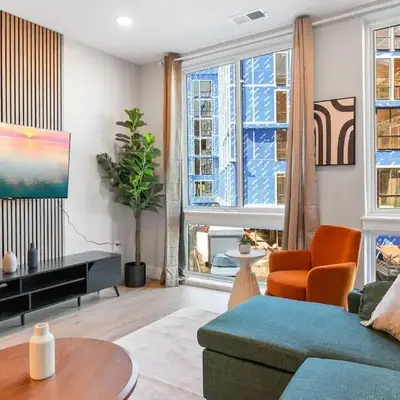 1 bed APT - located next to center city