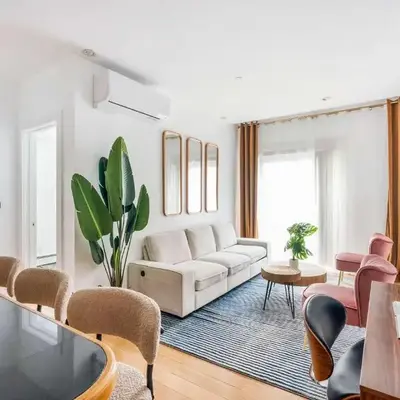 26A-2 Spacious brand new Fully Furnished 2-Bedroom in Prime Murray Hill Move-In Ready