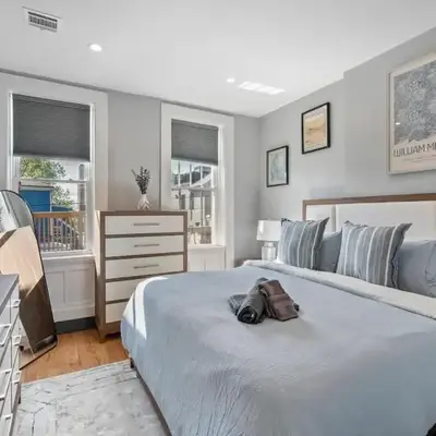 Luxury and Modern Apt with Patio only 10 Min to Times Square