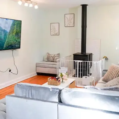 Family River Valley Retreat with Fireplace