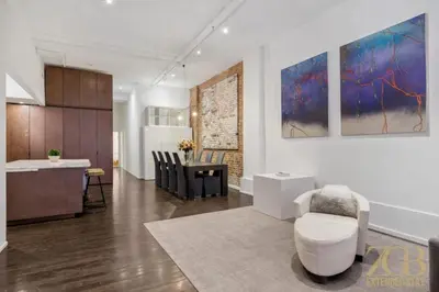 Gallery image of Stunning Full Floor 2500 SF 3BR Loft Elevator and WD in New York