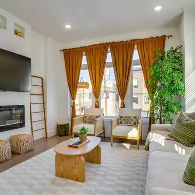 Spacious and Upscale Family Retreat 5 Mi to NYC