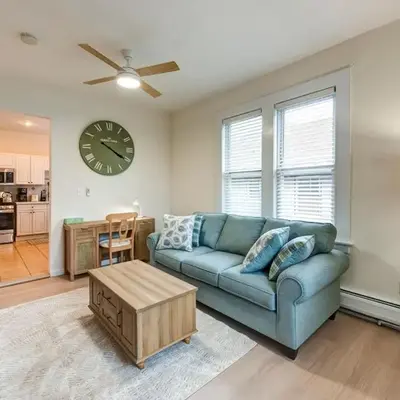 Serene Hamilton ELM 13MI to Time Square Laundry Easy Parking