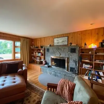 Apple Orchard & Forest Retreat with Woodland Pond