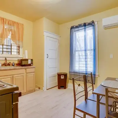 2 Mi to Rutgers University! Urban Hub Near Parks