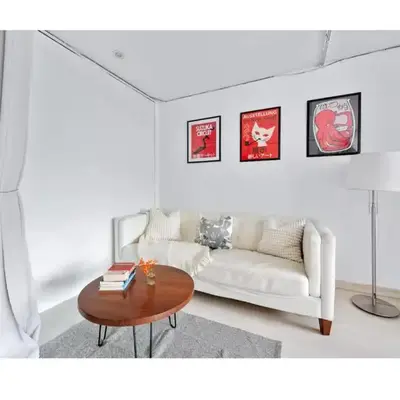 Bright and spacious apt
