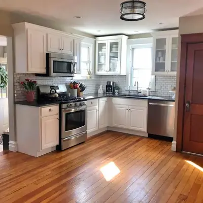 Comfortable Craftsman Getaway