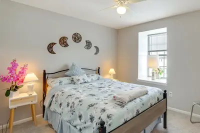 Gallery image of Steps to River! Unit with Fenced Yard in Roebling