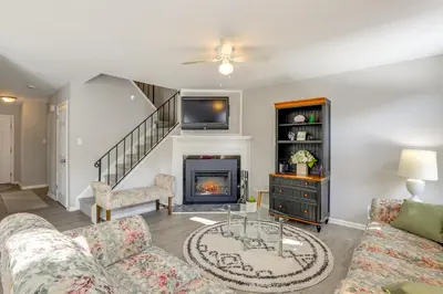 Gallery image of Steps to River! Unit with Fenced Yard in Roebling
