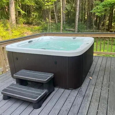 The Luxe Lodge Escape