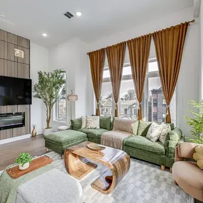 6 Mi to Manhattan Luxe Apt with City Views!