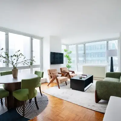43-20A Newly furnished 1BR- full service Doorman laundry Gym Business Center