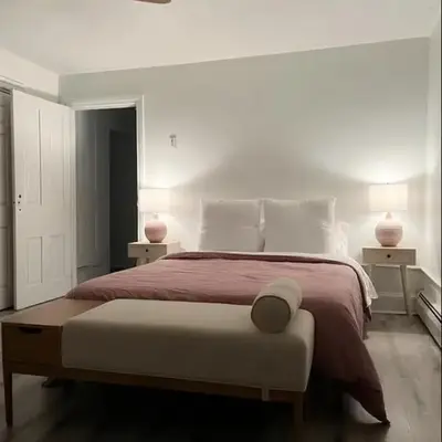 Chic Phoenixville Retreat With Parking
