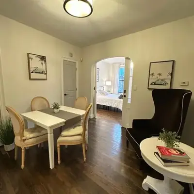 Comfortable - Exc Location Apt 2BD 1BA Downtown JC 12 min to NYC