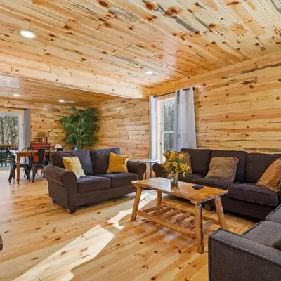 Log Cabin Game Room Close to the Slopes & Lake