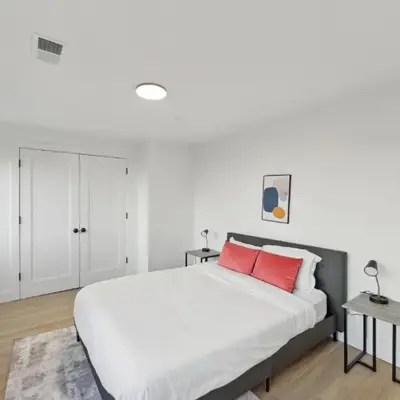Market View Residence stunning 1bd Apt