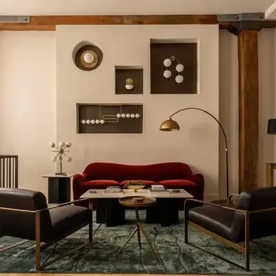 The Artisan's Duplex - 8Bed -5Bath with 2 Car Parking