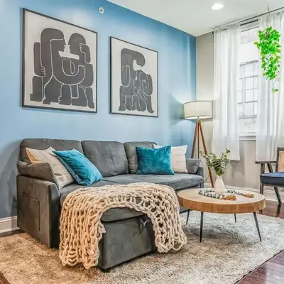 Modern 2 bedroom - Center City