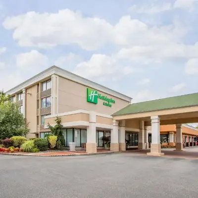 Holiday Inn & Suites Parsippany Fairfield by IHG