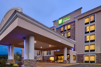 an image of a hotel building at Holiday Inn Express Wilkes Barre East by IHG in Wilkes-Barre