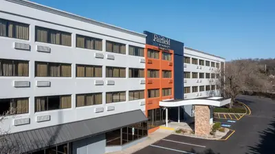 an image of the front of a building at Fairfield Inn & Suites Parsippany in Parsippany
