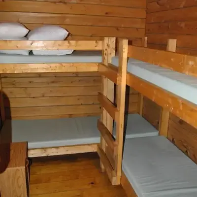 Robin Hill Camping Resort Two-Bedroom Cottage 6