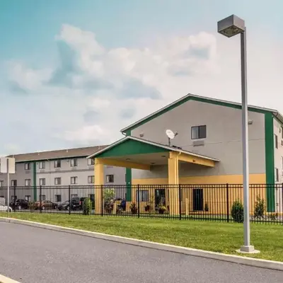 Motel 6 Lancaster