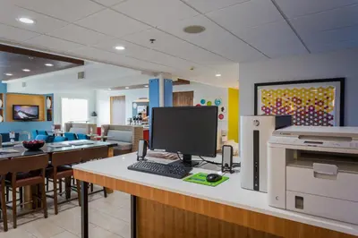 an office with a computer on a desk at Holiday Inn Express Hotel & Suites Reading by IHG in Reading