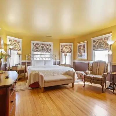 After Eight Bed and Breakfast