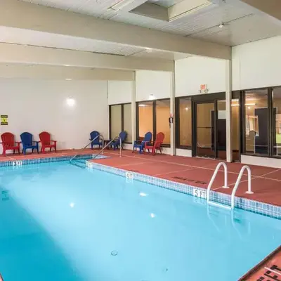 Fairmount Inn & Suites - Stroudsburg