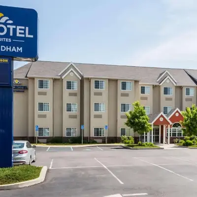 Microtel Inn & Suites