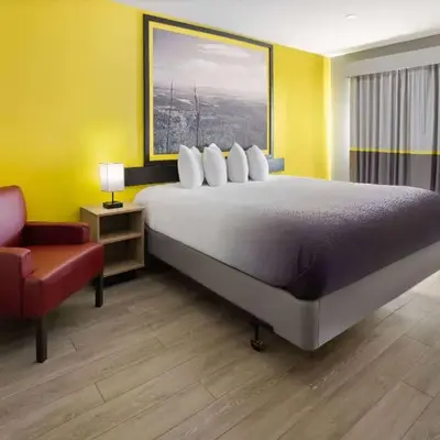 Super 8 by Wyndham Hazleton