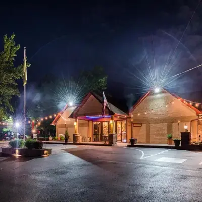 Inn of The Dove Romantic Luxury & Business Suites