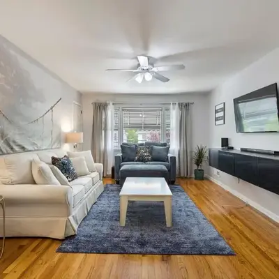 Close to NYC | King Bed | Free Parking